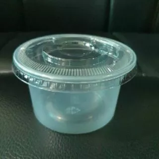 ถ้วยพลาสติก ขนาด100กรัม (เนื้อPP) เป็นพลาสติก เนื้อนิ่ม อยู่ทรงสวย ใช้สำกรับใส่ไอศครีม ห่อหมก พร้อมฝาเรียบ(ไม่มีรู)50ใบ