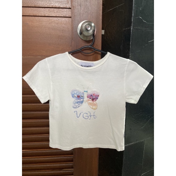 เสื้อยืดผู้หญิง VGH มือสอง สภาพดีมาก