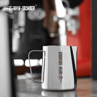 MHW-3BOMBER Milk Pitcher 3.0 Born For Latte พิชเชอร์สำหรับเทลาเต้