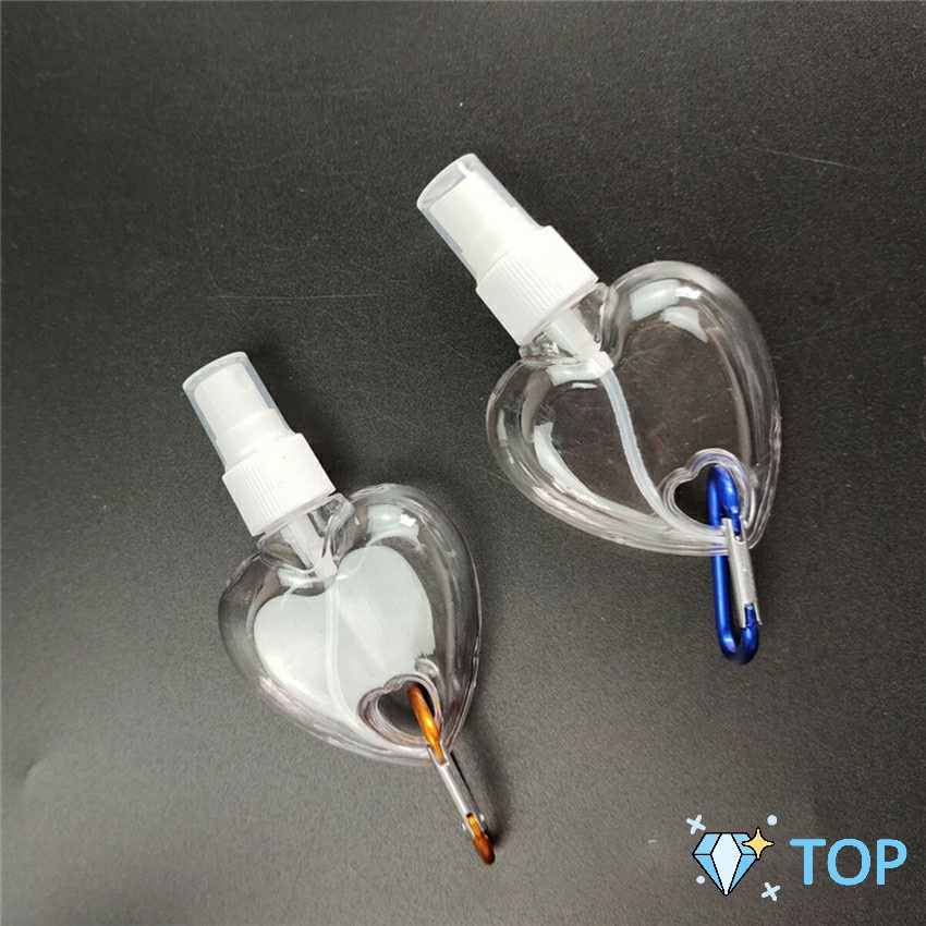 ขวดสเปรย์รูปหัวใจ พร้อมตะขอเกียว สะดวกพกพา หัวฉีด ขวดเจลล้างมือ Heart shaped spray bottle