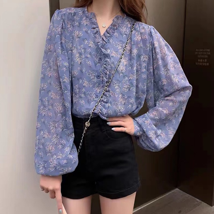 เสื้อเชิ้ตแขนยาวลายดอกไม้เล็กทรงหลวม