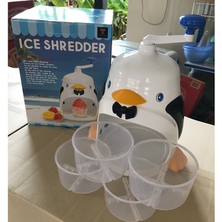 Penguins Ice Shredders เครื่องทำเกล็ดหิมะรูปเพนกวิน PIONEER เครื่องทำน้ำแข็งใส +ที่ทำน้ำแข็ง2ชิ้น รวมได้ถ้วย4ชิ้น