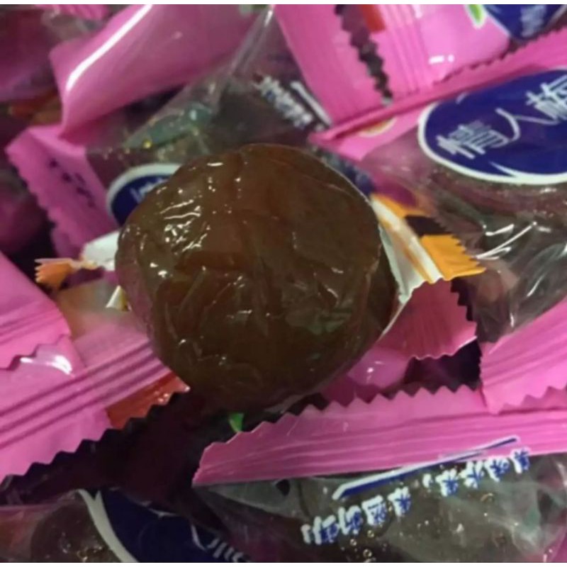 บ๊วยสามรส ลูกใหญ่จัมโบ้ ถุง1 โล 150 บาท