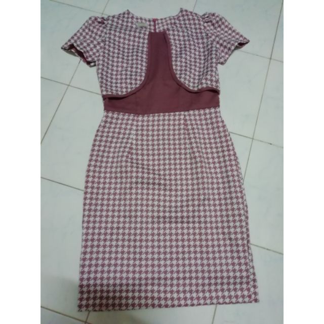 ชุดใหม่ สภาพ 100% แบรนด์ apps shop