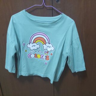 ส่งฟรี !! เสื้อครอปน่ารักลายพาสเทล