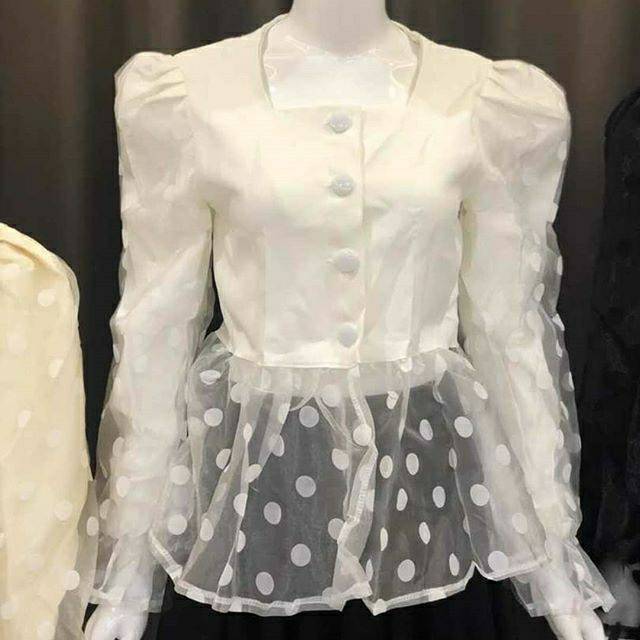 เสื้อของ Rihanna****