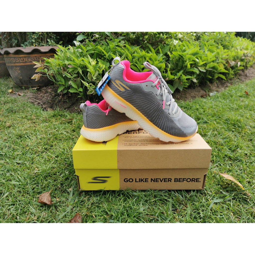 Skechers GOrun MaxRoad 4+ เบอร์ 8