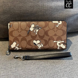 (แท้ 💯%‼ Factory) COACH x PEANUT ACCORDION ZIP WALLET IN SIGNATURE CANVAS WITH SNOOPY PRINT (COACH C4596)