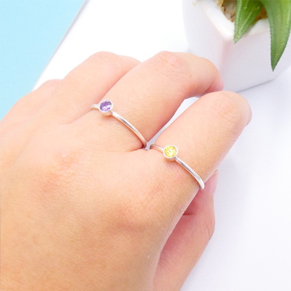 แหวนวันเกิด เงินแแท้92.5% หัวกลม4มิล หุ้มเพชร CZ เกรดพรีเมี่ยม Major Silver : E-V-1.3Pi4