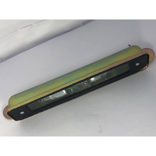 ไฟส่องป้าย สำหรับ Isuzu ใหญ่ TX รุ่นยาว (21 cm) และ รถบรรทุกรุ่นอื่นๆ - วัสดุเป็นเหล็ก ทนทาน ต่อการใช้งาน