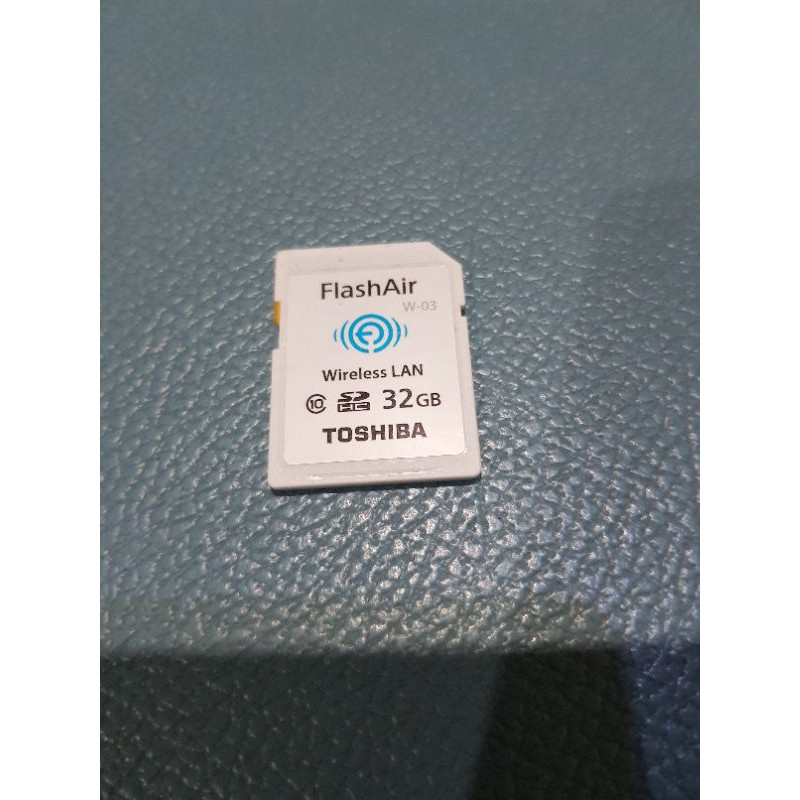 TOSHIBA SD 32 GB FLASHAIR CARD CLASS10 Wireless Lan มือสอง