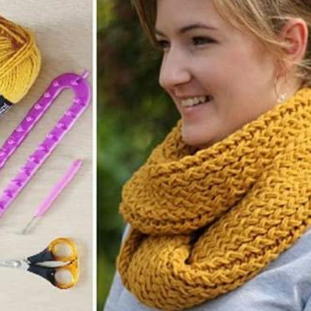 LOOM KNIT WOOL SCARF