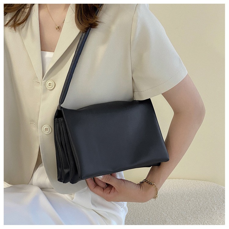 ✅ พร้อมส่ง ในไทย ถูกที่สุด ✅ กรอกโค้ดHS11WWลดเพิ่มทันที🔥 One-shoulder armpit bag-กระเป๋าสะพายข้างรุ่นใหม่,