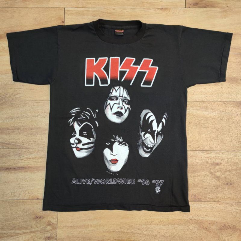 KISS ฟอกไบโอ เสื้อวินเทจ เสื้อทัวร์วงร๊อค ป้าย USA  heavy vintage shirt