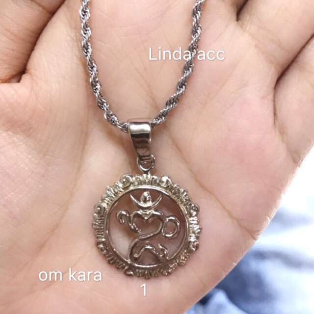 สร้อยคอไทเทเนียม Omkara bhanx 9 Motifs