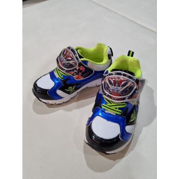 รองเท้าเด็ก มีไฟ Glowing shoes size 6/150mm (มือสอง/2nd hand) | Shopee ...