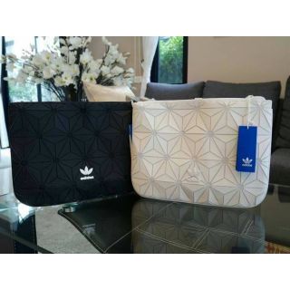 กระเป๋า Adidas Originals 3D Clutch Bag Y2018