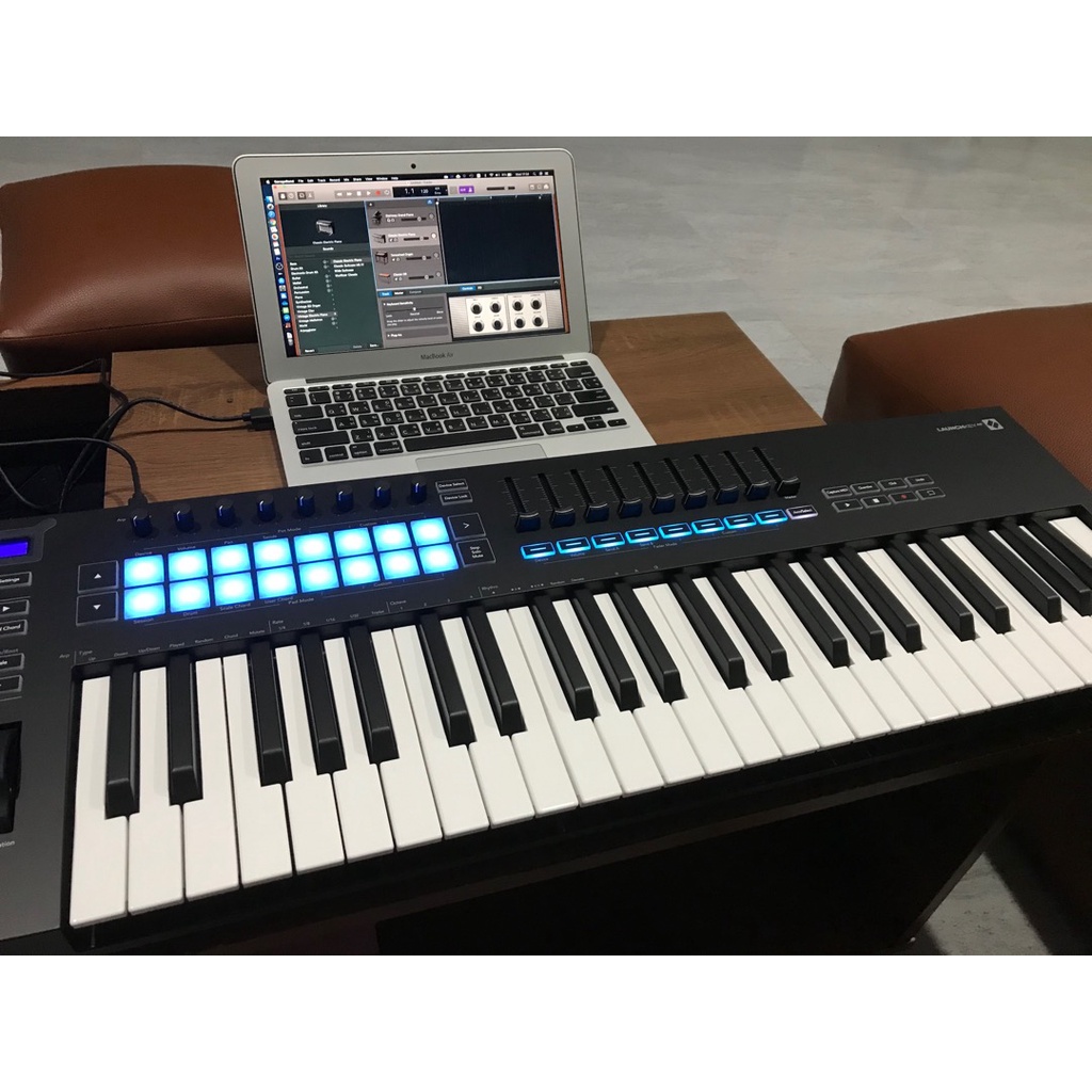 คีย์บอร์ดใบ้ 49 คีย์ Novation Launchkey 49 MkIII + แถมฟรีสาย USB