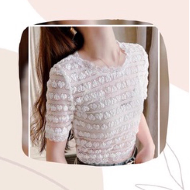 🎀a107 เสื้อลูกไม้นิ่ม ป้าย it’s  me basic 199฿🎀