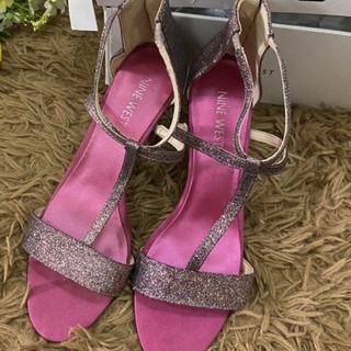 🔥🔥like new  Nine west Pink shoe พร้อมกล่อง size6 M23.0 สวยวิ้งๆ ใส่ไปงานใส่ไปทำงานได้หมดค่ะ