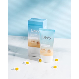 LEVY Sunsceen SPF50+++ กันแดดน้ำแร่(สีฟ้า)