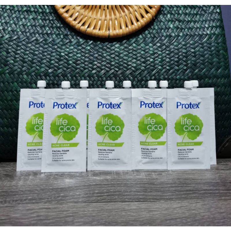 Protex Life Cica Cleanser 10g  โพรเทคส์ โฟมล้างหน้า ไลฟ์ ซิก้า 10 กรัม