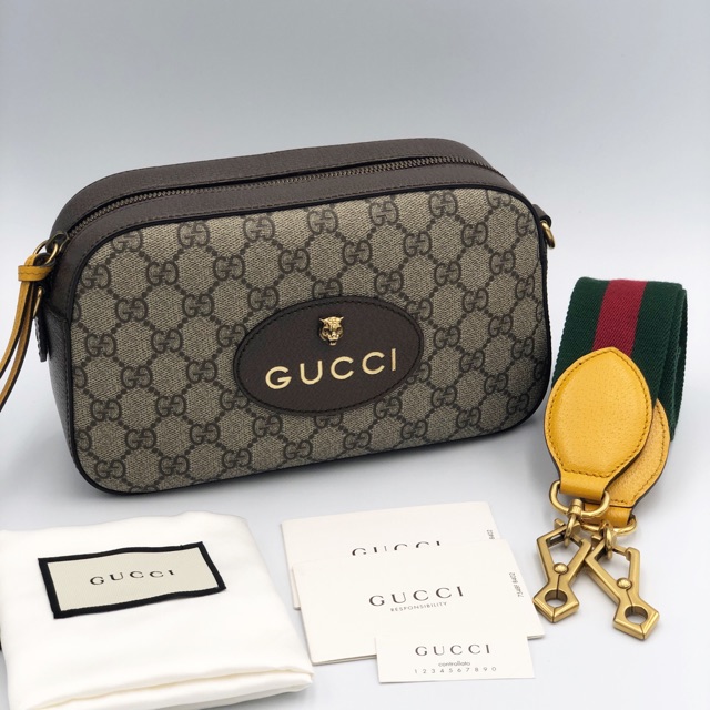 gucci supreme camera bag