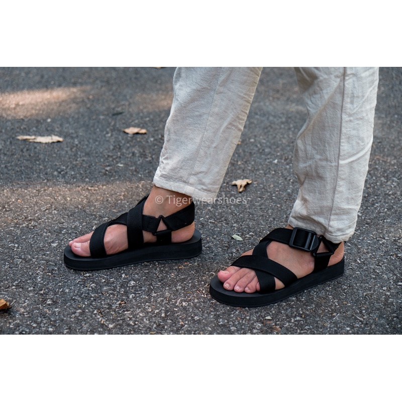 🌟 รองเท้าแตะรัดส้น แบบสายไขว้สไตล์ญี่ปุ่น size36-46 ใส่ได้ทั้งชายและหญิง