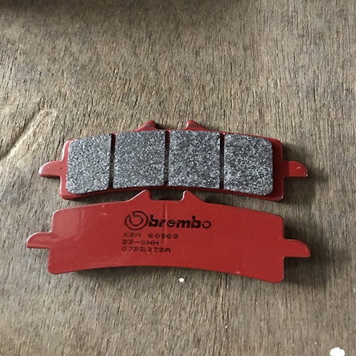 Brembo ผ้าเบรกปั๊ม /F/ M4 , M50 , GP4RS,GP4RX ,Stylema เกรดซินเตอร์ SA