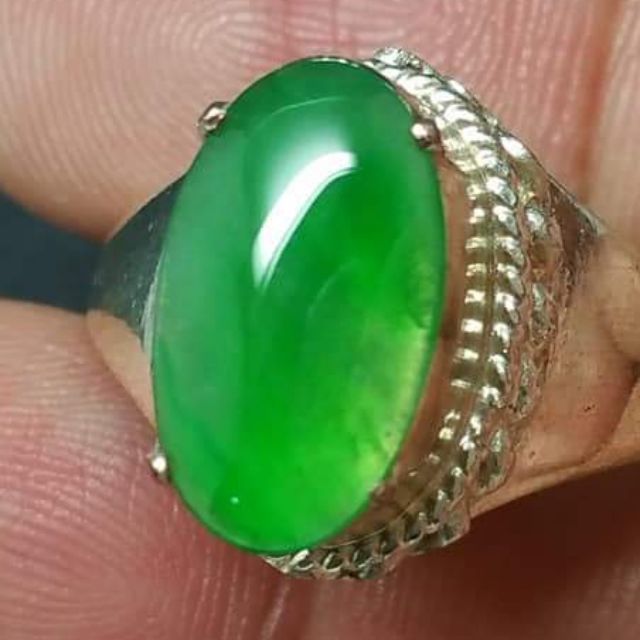 หัวแหวนหยกพม่าแท้ สีกรีนแอปเปิ้ล (Type A jadeite)