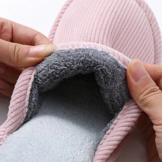 รองเท้าใส่ในบ้าน รองเท้า สลิปเปอร์ พื้นยาง กันลื่น slipper สีพื้น (JIE)