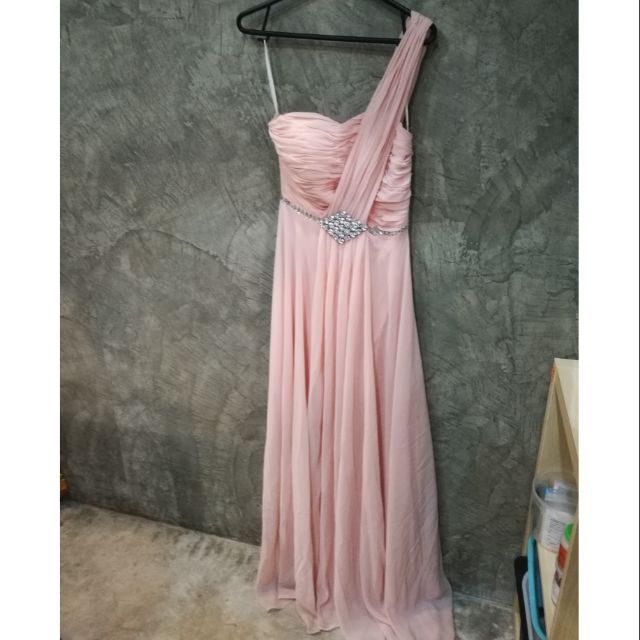 ชุดเดรสยาว ใส่ออกงานเลี้ยง งานแต่ง งาน byenior