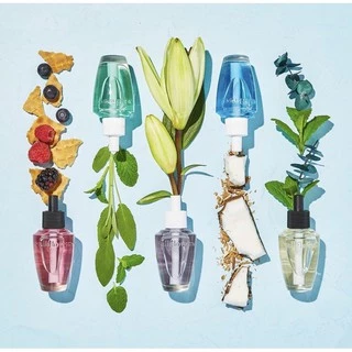 Wallflower Bath & Body Works Refill มีหลากหลายกลิ่นให้เลือกใช้ตามความชอบ หรือตามแต่ความต้องการสร้างบรรยากาศของห้อง