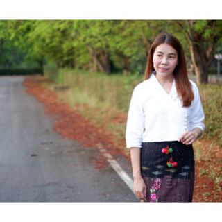 ❣️เสื้อพื้นเมือง เสื้อผ้าฝ้าย ทรงป้าย ผ้าเนื้อดี ❣️มีหลายสี❣️