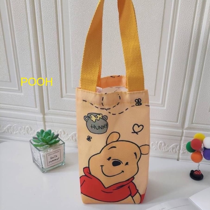 POOH YL กระเป๋า ใส่ แก้วเยติ ถุงแก้วเยติ ถุง ลาย POOH YL ขนาด 22 x 11.5 x 9.5 CM ถุงแก้วน้ำ กระเป๋าแก้ว MANOPNEST
