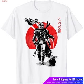 SKTT1 เสื้อยืดกีฬา Star Wars The Mandalorian The Child Red Sun Ink Portrait T-Shirt Popular T-shirts