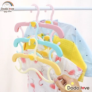 DODOLOVE ไม้แขวนเสื้อ ไม้แขวนผ้า ไม้แขวนผ้าเด็ก ปรับระดับได้ ไม้แขวน แพ็ค 5 คละสี ปรับได้ 3 ระดับ