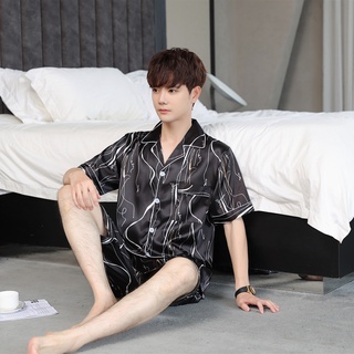 1011ชุดนอนผู้ชาย เเขนสั้นขาสั้น ผ้าซาตินสุดหรู  คอปก pajamas men เซ็ทเสื้อ สวมใส่สบาย ผ้าเย็น ผ้านิ่มไม่เเข็ง