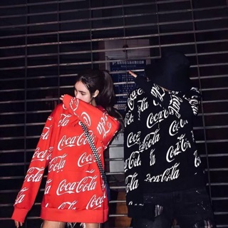 เสื้อแขนยาวhoodie ทรงoversized พิมพ์ลายcoke แมทกับแจคเกตยีนส์เกิดสุดๆ