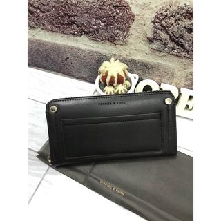 กระเป๋า CHARLES STUDDED FRONT POCKET WALLET