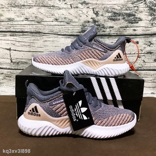 Adidas mens and womens sports shoes Adidas รองเท้ากีฬาผู้ชายและผู้หญิงใหม่เทรนด์ลำลองระบายอากาศคู่กีฬารองเท้ากีฬาวิ่งส