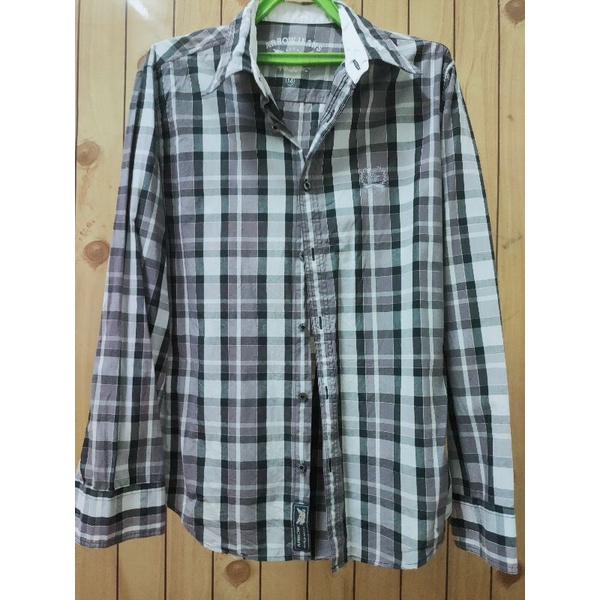 เสื้อเชิ้ตแอร์โร่ รุ่นยอดฮิท แค่ลองใส่ ใหม่ๆเลยจ้า อก44ราคาเบาๆ500บาท 15$ 15usdt