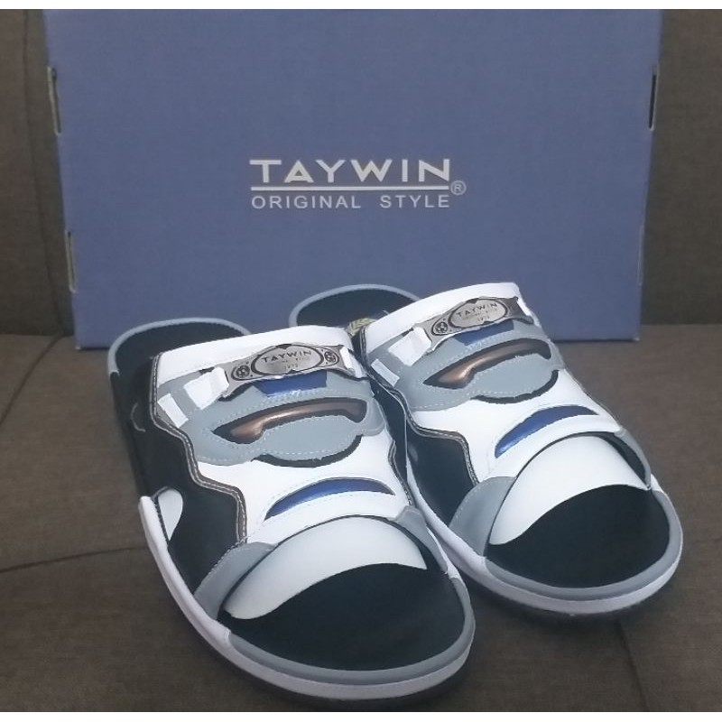 รองเท้าผู้ชายแตะ "TAYWIN"