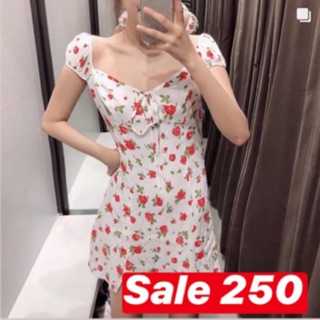 รสดอกกุหลาบ มีผ่าหน้าขาไม่สูง ด้านหลังสม้อค style ZARA งานสวยมาหลายชัดมาก 🏷