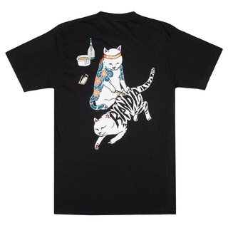 【100% cotton】เสื้อยืดแขนสั้น ผ้าฝ้าย พิมพ์ลายแมว Ripndip "Tattoo Nerm" สําหรับผู้ชาย ET56WRE22191