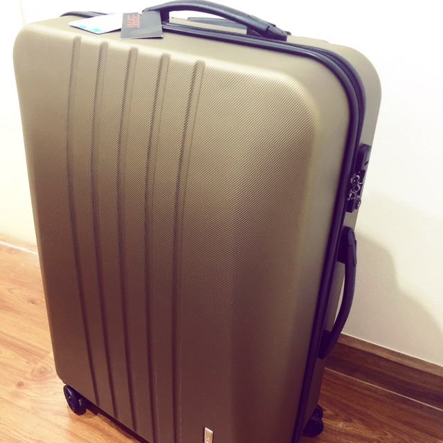 กระเป๋าเดินทางล้อลาก Esprit 29”