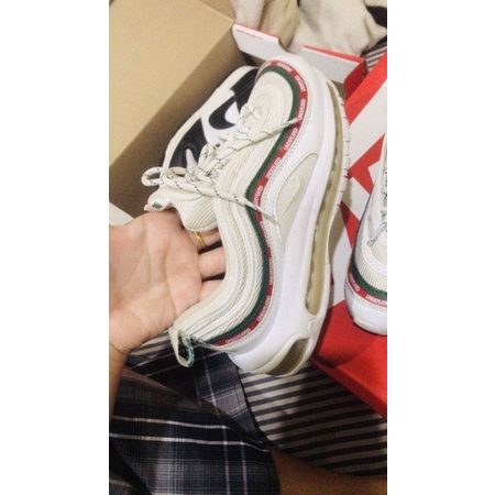 AIR MAX 97 UNDEFEATED 97 X UNDEFEATED(white)มือ2ของเเท้100%ของเเม่ค้าใส่เอง