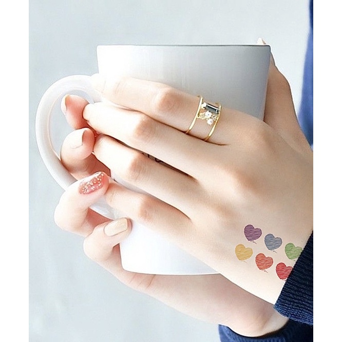#สติกเกอร์รอยสักชั่วคราว #สินค้าพร้อมส่ง #ไม่ต้องรอพรีออเดอร์ #ลายแฟชั่นสดใส #สติกเกอร์ชั่วคราวไม่ระคายเคือง