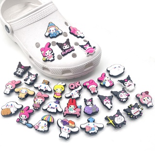 SANRIO รองเท้า Crocs แต่งหัวเข็มขัด แต่งรูกลวง ลายดอกไม้น่ารัก สําหรับผู้หญิง