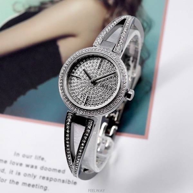 (ผ่อน0%) นาฬิกา DKNY crosswalk silver glitz watch size 26mm NY2852 ประดับคริสตัล ทั้งเรือน สแตนเลสสีเงิน